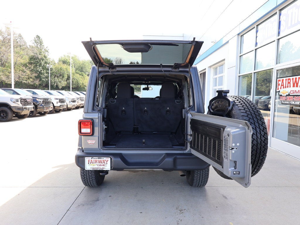 2021 Jeep Wrangler Unlimited Sport Altitude