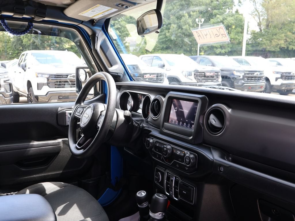 2022 Jeep Gladiator Willys Sport 4x4