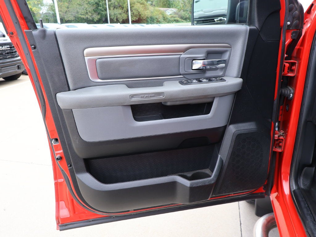 2016 RAM 1500 Big Horn