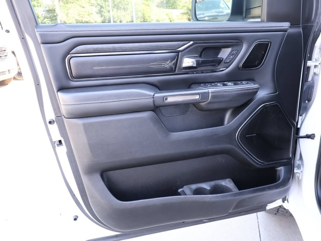 2023 RAM 1500 Limited Crew Cab 4x4 5'7" Box