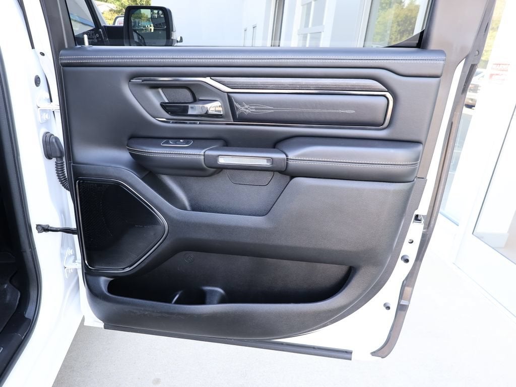 2023 RAM 1500 Limited Crew Cab 4x4 5'7" Box