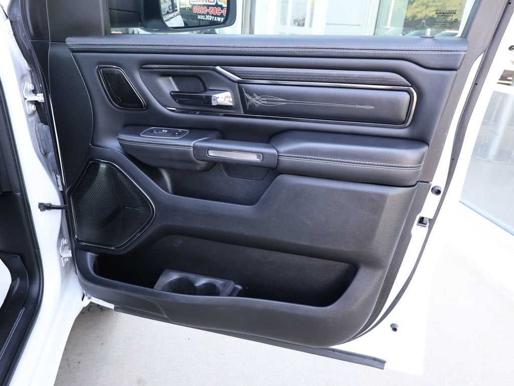 2023 RAM 1500 Limited Crew Cab 4x4 5'7" Box