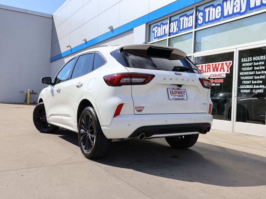 2023 Ford Escape ST-Line Elite