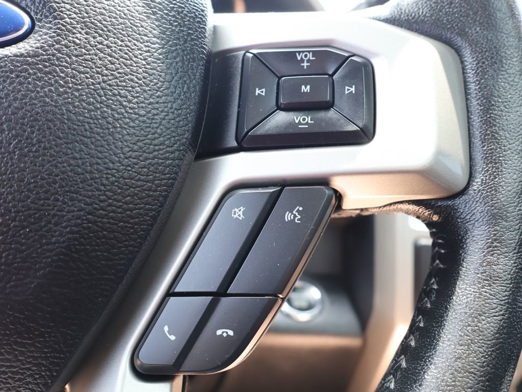 2017 Ford Super Duty F-250 SRW Lariat