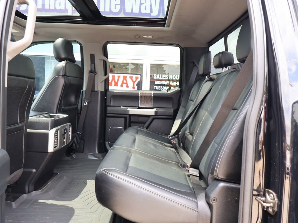 2017 Ford Super Duty F-250 SRW Lariat