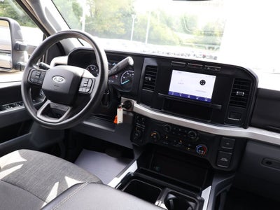 2024 Ford F-350 XLT