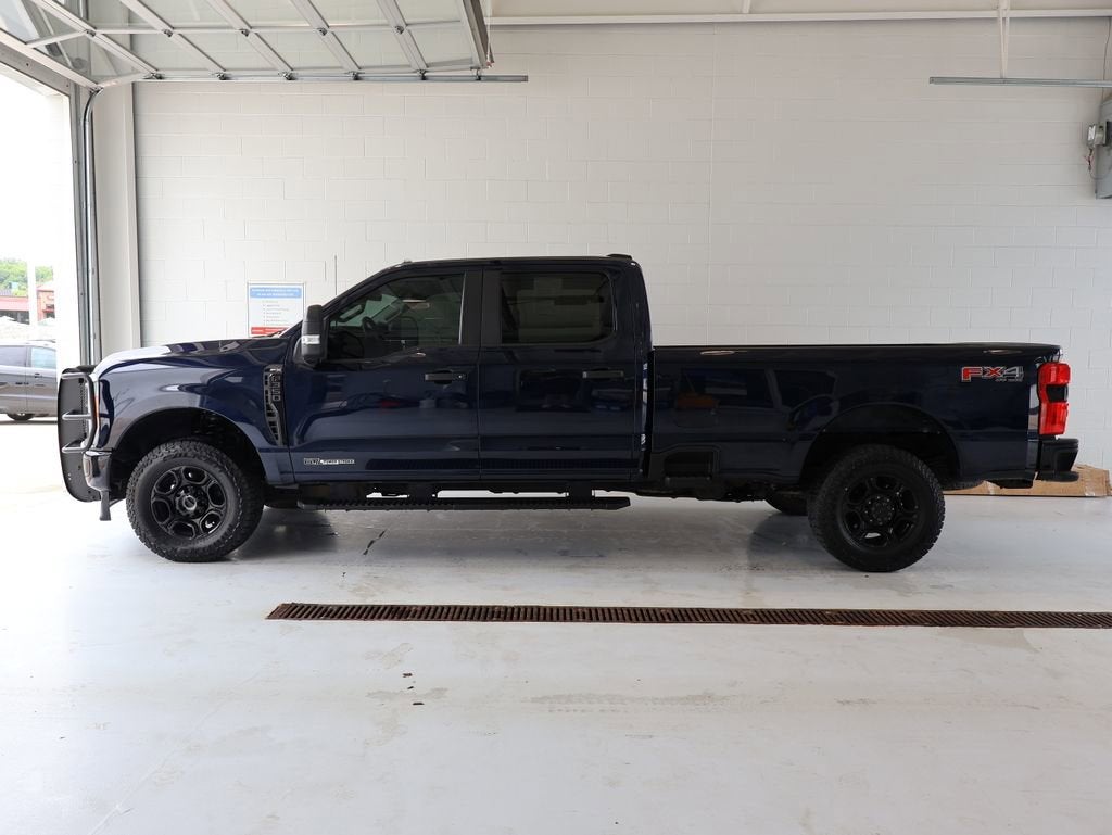 2023 Ford F-350 XL