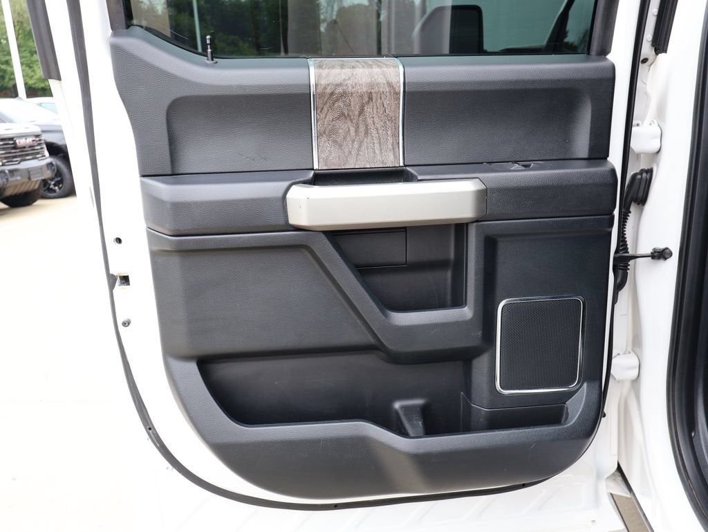 2017 Ford F-350 LARIAT