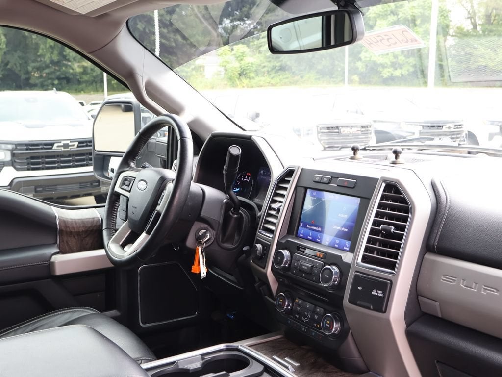 2017 Ford F-350 LARIAT