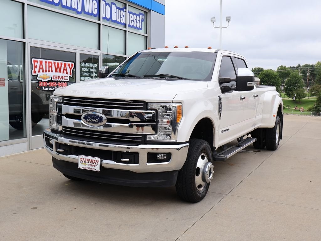 2017 Ford F-350 LARIAT