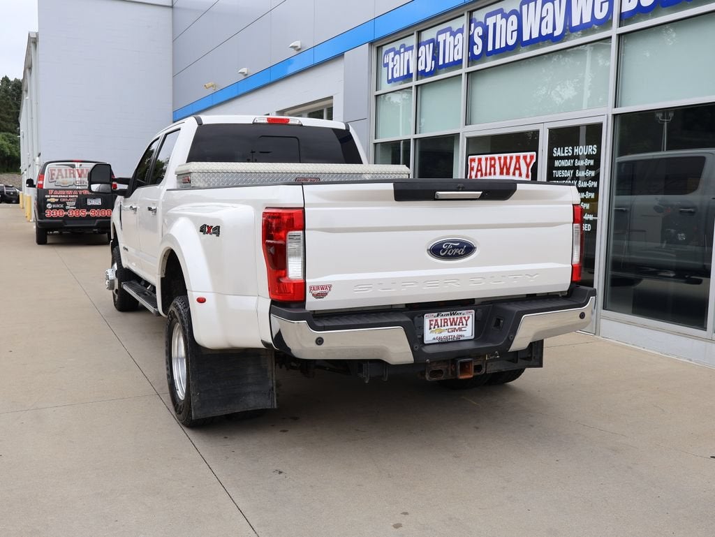 2017 Ford F-350 LARIAT