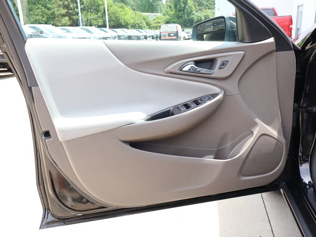 2025 Chevrolet Malibu 1LT