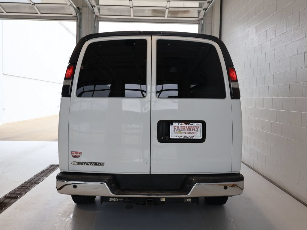 2013 Chevrolet Express Passenger 3500 LT