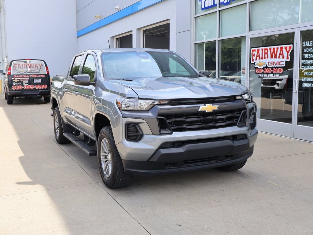 2025 Chevrolet Colorado WT/LT