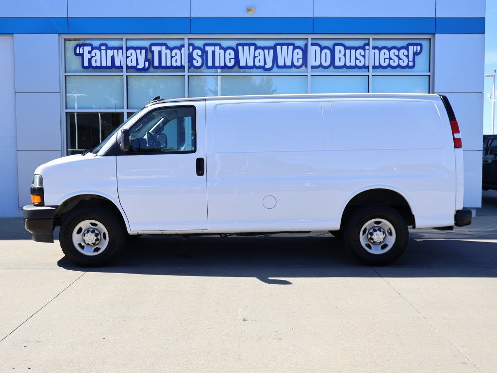 2024 Chevrolet Express Cargo 2500 WT
