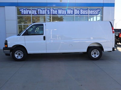 2025 Chevrolet Express Cargo WT