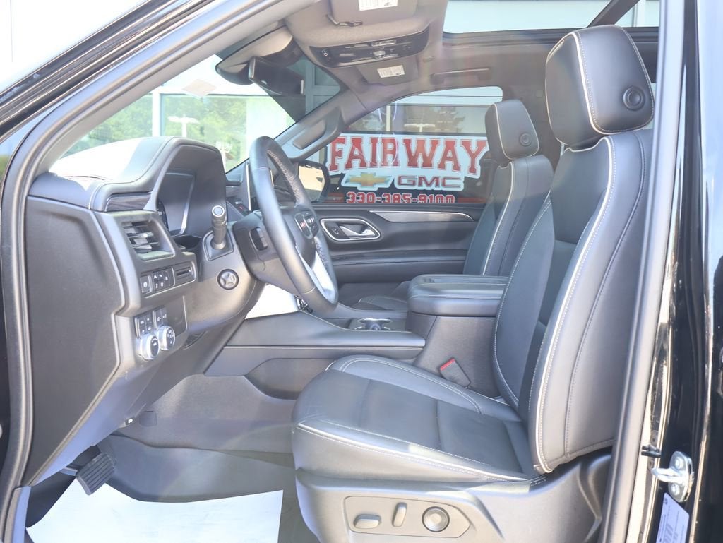 2023 GMC Yukon SLT