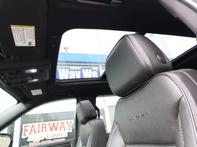 2023 GMC Yukon Denali