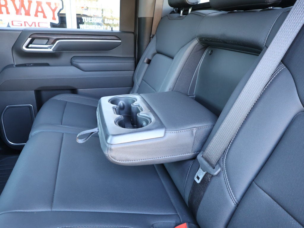 2025 GMC Sierra 2500 HD SLT