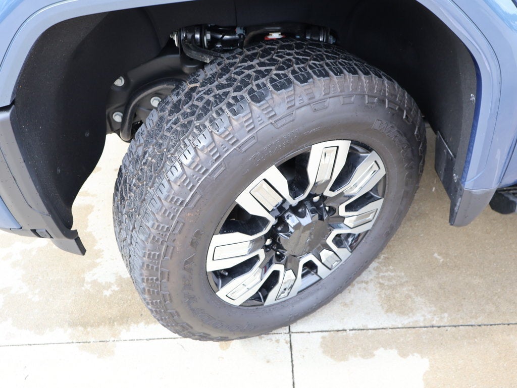 2025 GMC Sierra 2500 HD Denali