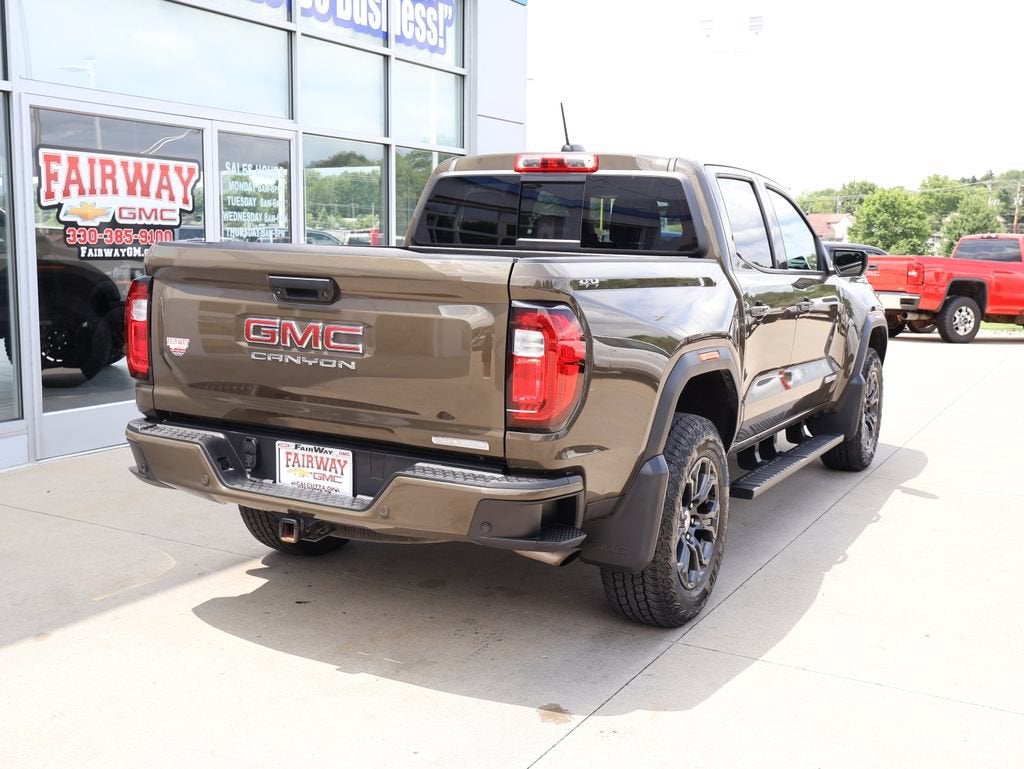 2024 GMC Canyon Elevation