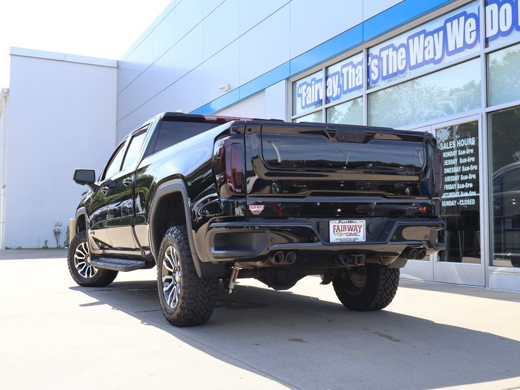 2023 GMC Sierra 1500 AT4