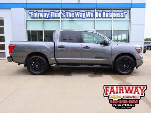 2019 Nissan TITAN SV