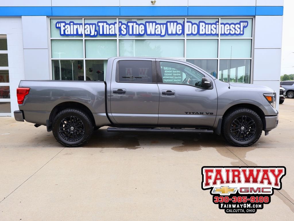 2019 Nissan TITAN SV