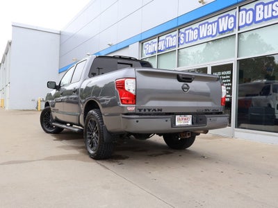 2019 Nissan TITAN SV