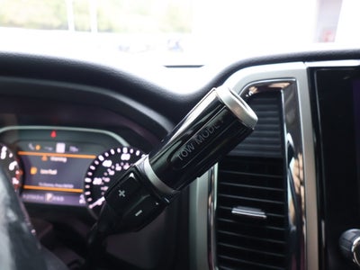 2021 Nissan TITAN Crew Cab SV 4x4