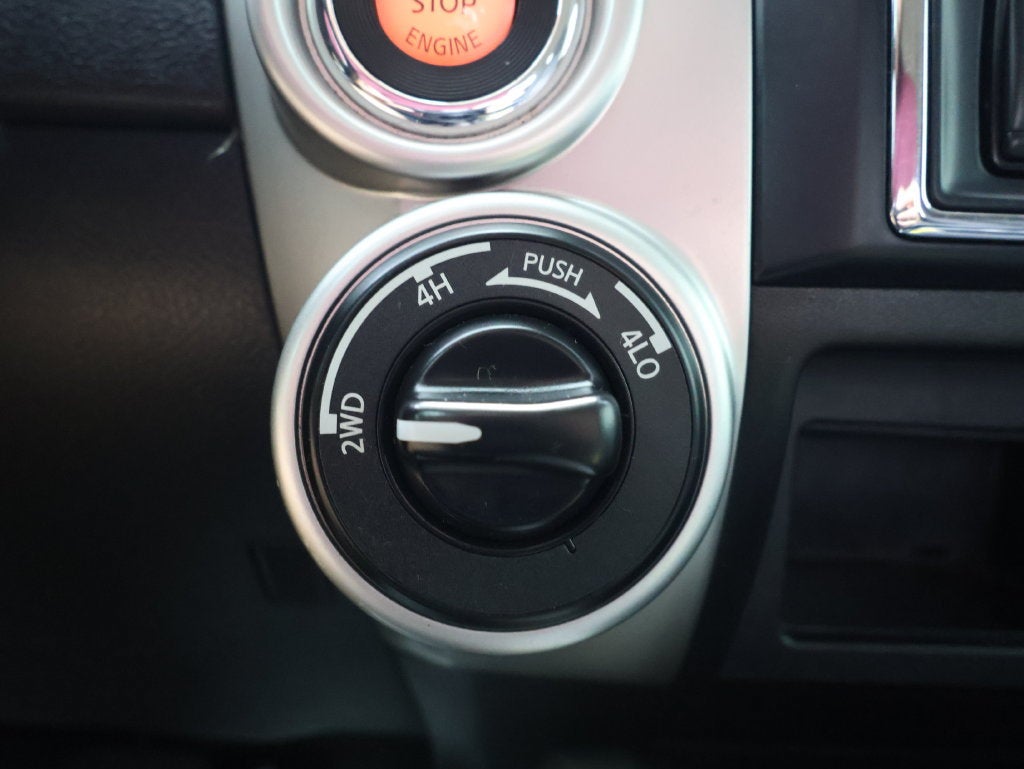 2021 Nissan TITAN Crew Cab SV 4x4