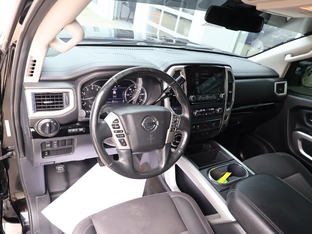 2021 Nissan TITAN Crew Cab SV 4x4