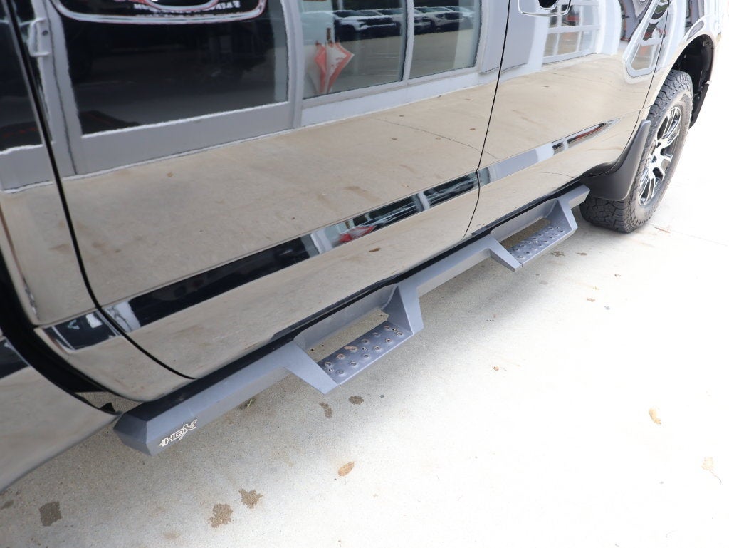 2021 Nissan TITAN Crew Cab SV 4x4