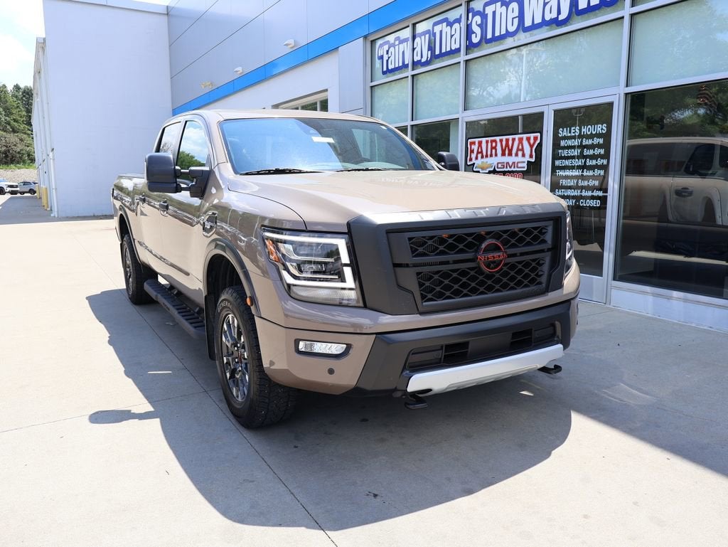 2024 Nissan TITAN XD Crew Cab PRO-4X 4x4