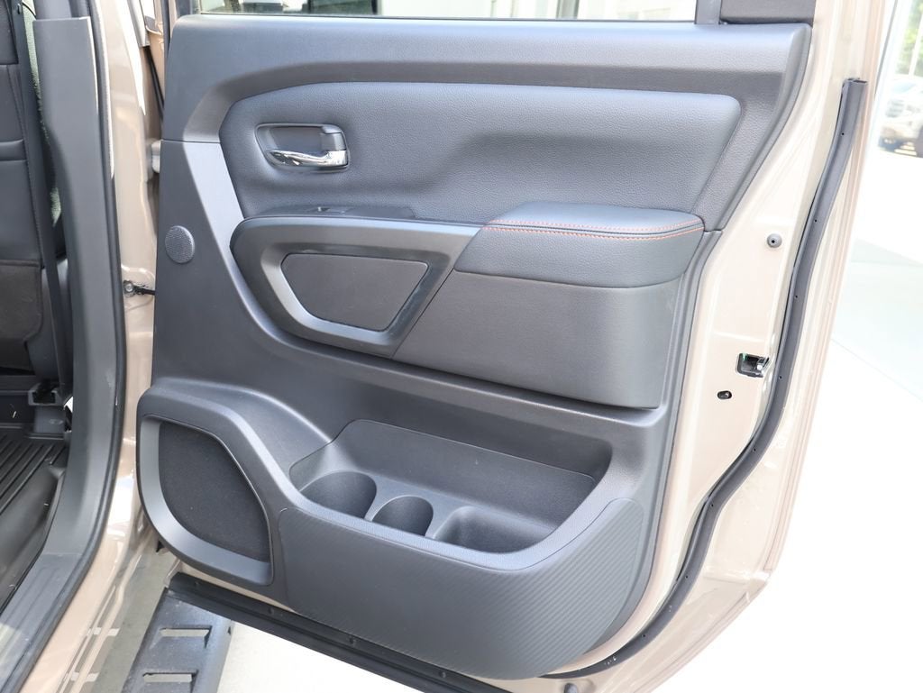 2024 Nissan TITAN XD Crew Cab PRO-4X 4x4