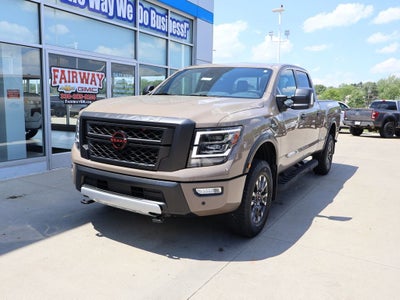 2024 Nissan TITAN XD Crew Cab PRO-4X 4x4