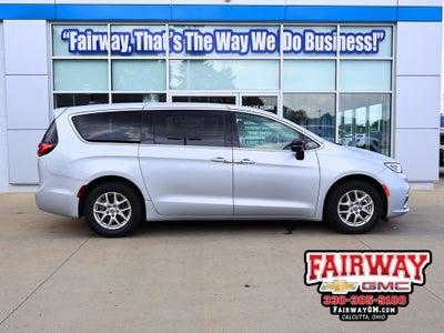 2024 Chrysler Pacifica Touring L
