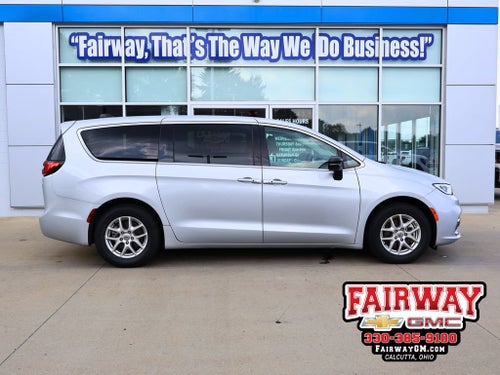 2024 Chrysler Pacifica Touring L
