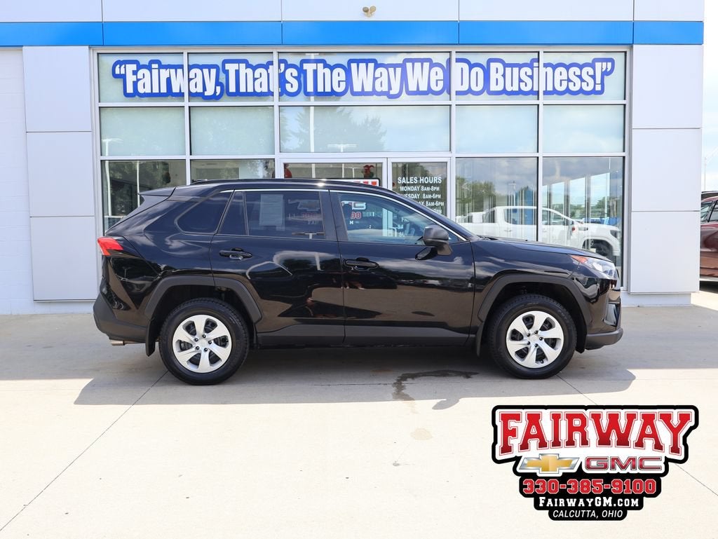 2020 Toyota RAV4 LE