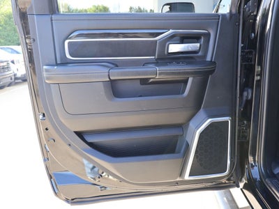 2021 RAM 3500 Laramie Crew Cab 4x4 8' Box