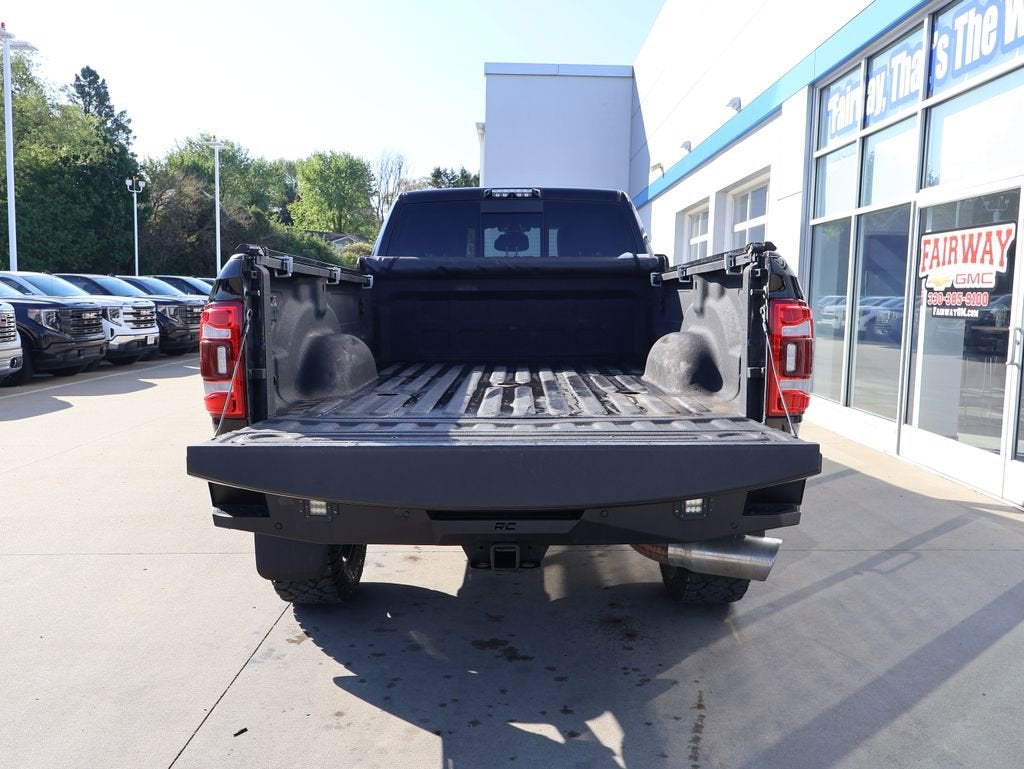 2021 RAM 3500 Laramie Crew Cab 4x4 8' Box