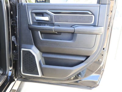 2021 RAM 3500 Laramie Crew Cab 4x4 8' Box