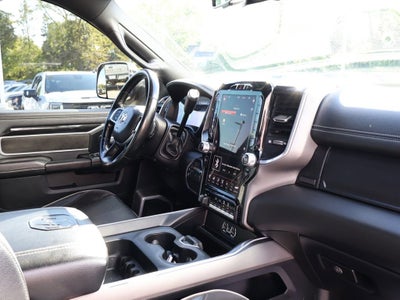 2021 RAM 3500 Laramie Crew Cab 4x4 8' Box