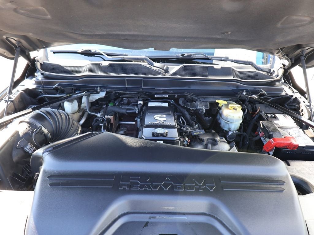 2021 RAM 3500 Laramie Crew Cab 4x4 8' Box