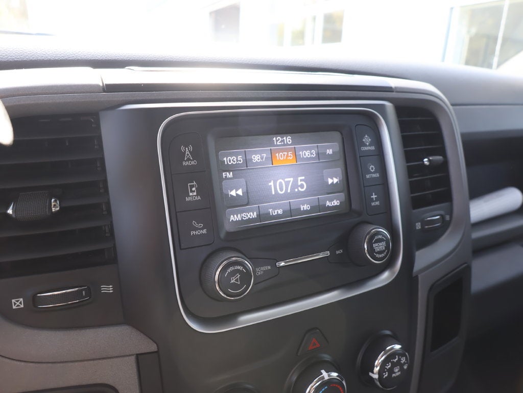 2018 RAM 2500 Tradesman Crew Cab 4x4 6'4" Box