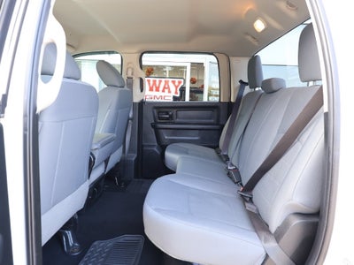 2018 RAM 2500 Tradesman Crew Cab 4x4 6'4" Box