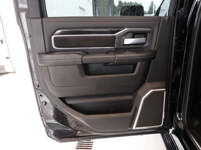 2022 RAM 2500 Laramie Crew Cab 4x4 6'4" Box