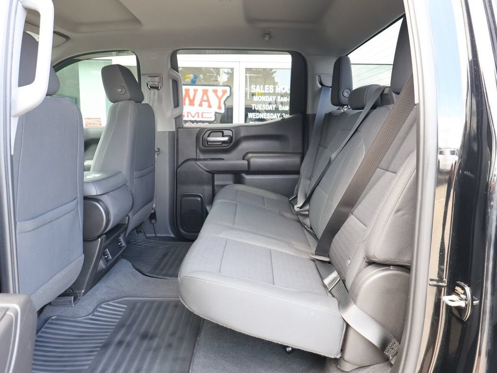 2022 Chevrolet Silverado 1500 Custom Trail Boss