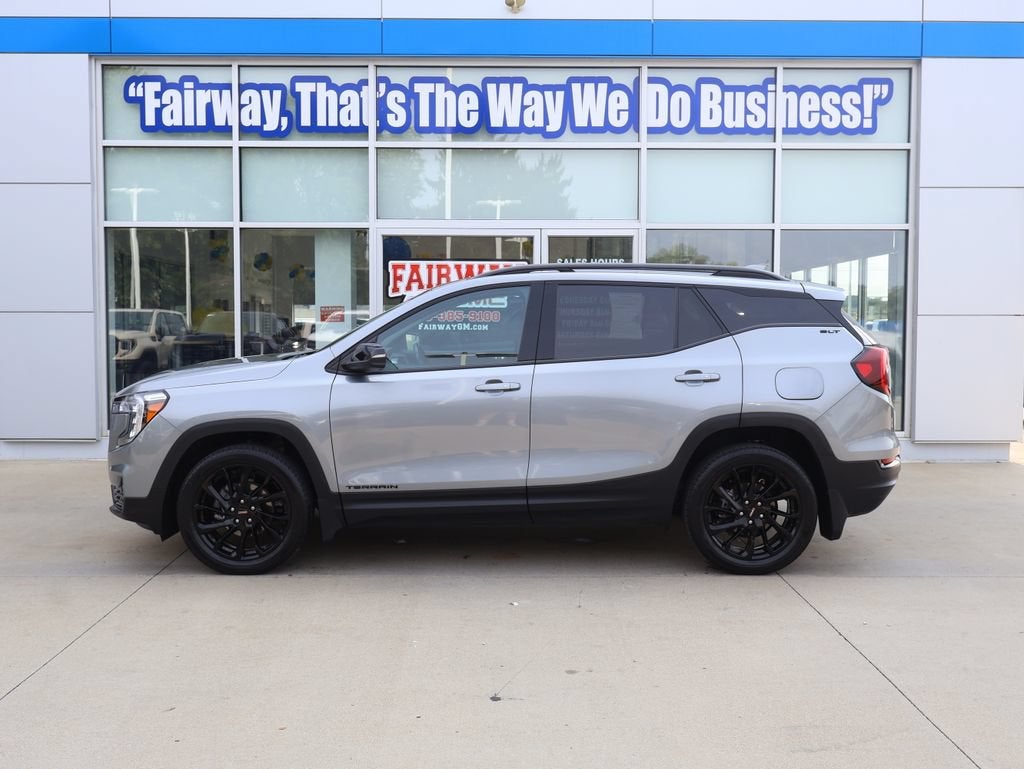 2023 GMC Terrain SLT