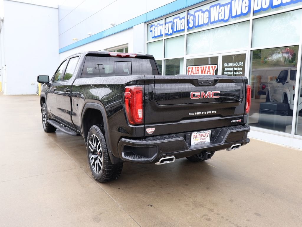 2024 GMC Sierra 1500 AT4